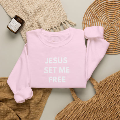 Jesus Set Me Free Unisex Heavy Blend™ Crewneck Sweatshirt